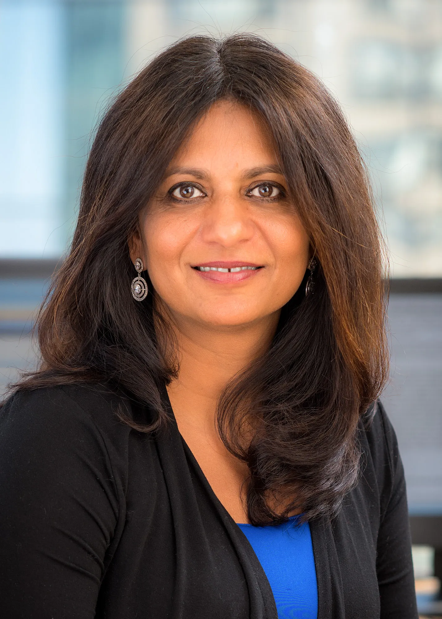 Sapna Syngal, M.D. with her patient Sharon Goyette (consent 7218).